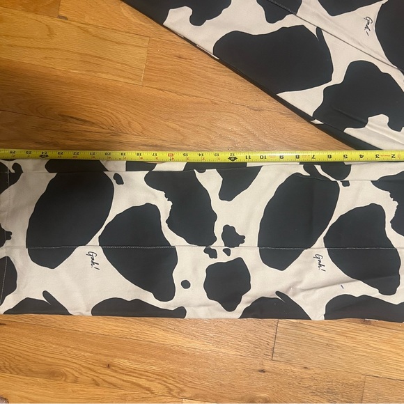 Lisa Says Gah Robyn cow pants - Picture 8 of 8